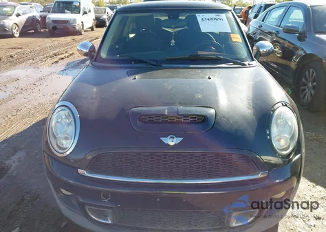 2013 Mini Hardtop Cooper S from USA, damaged, VIN WMWSV3C52DT390281